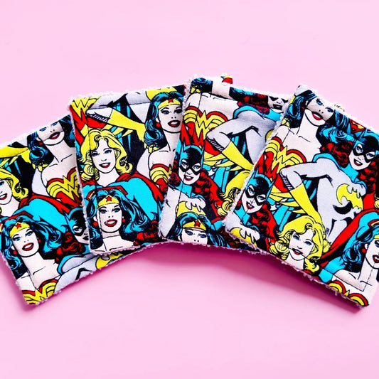 WONDER WOMAN, SUPER GIRL AND BAT GIRL - Cotton Face Pads